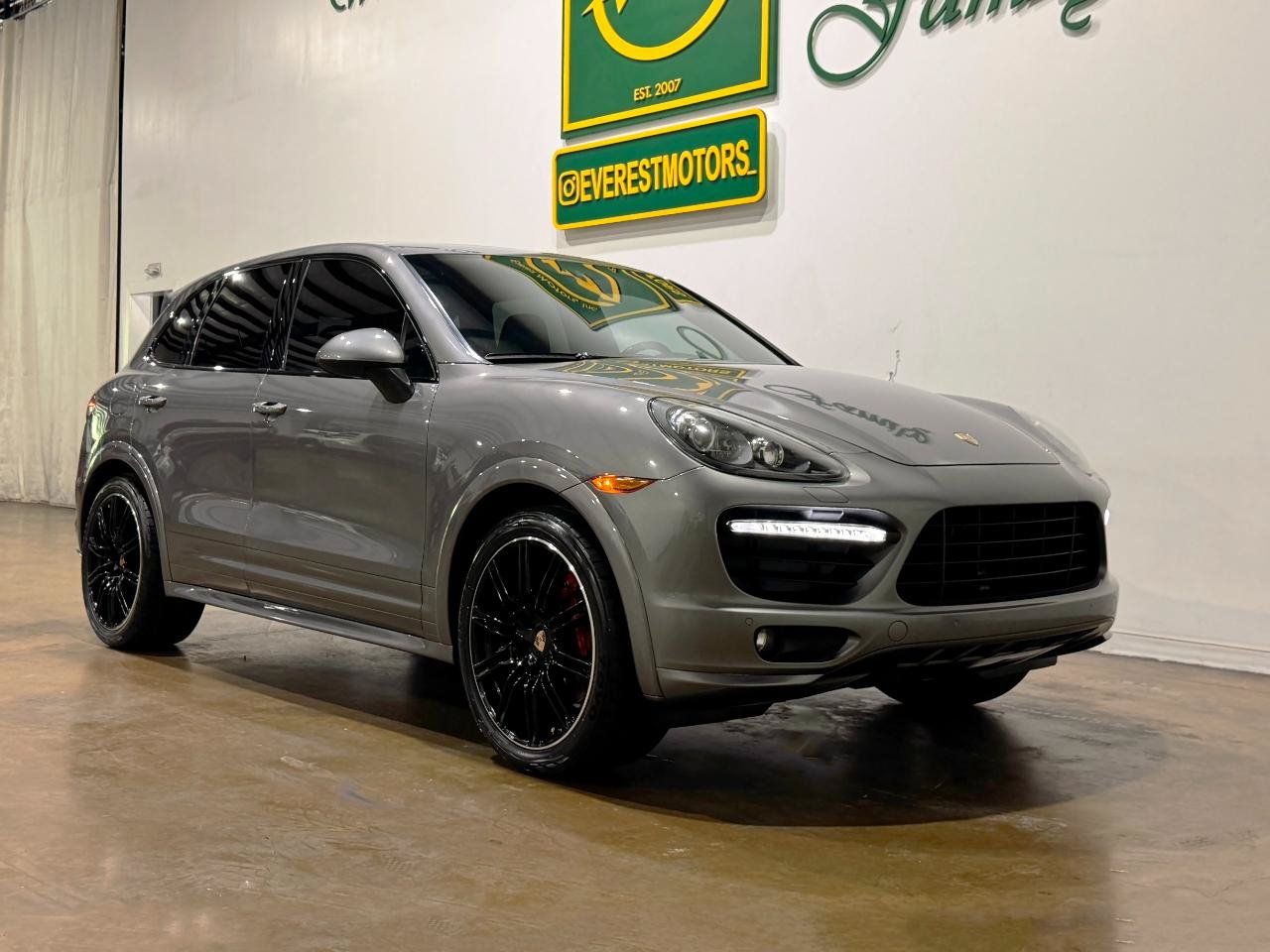 Used 2014 Porsche Cayenne GTS AWD/4WD image 2