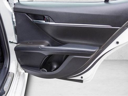 Used 2022 Toyota Camry SE w/ Convenience Package image 26