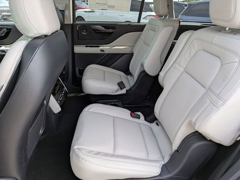 New 2026 Lincoln Aviator Reserve RWD image 16
