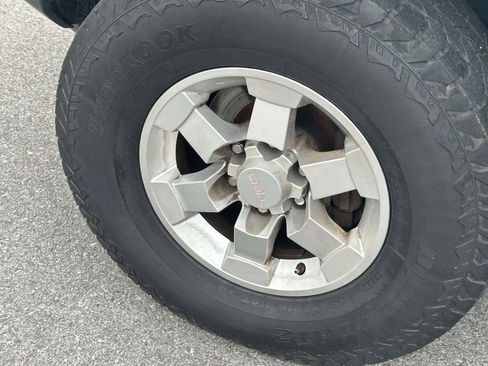 Used 2011 Toyota FJ Cruiser 4WD image 9