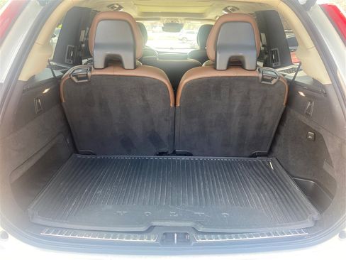 Used 2019 Volvo XC90 T6 Inscription w/ Luxury Package image 23
