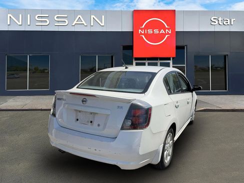 Used 2012 Nissan Sentra 2.0 SR FWD image 6