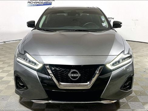 Used 2023 Nissan Maxima Platinum w/ Sport Mat Group FWD image 2