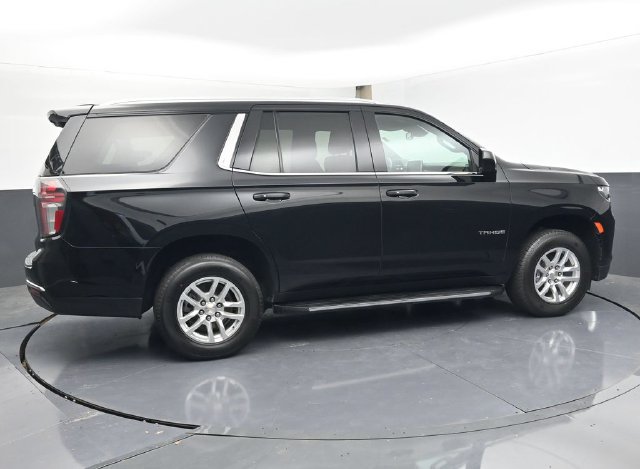 Used 2024 Chevrolet Tahoe LT AWD/4WD image 3