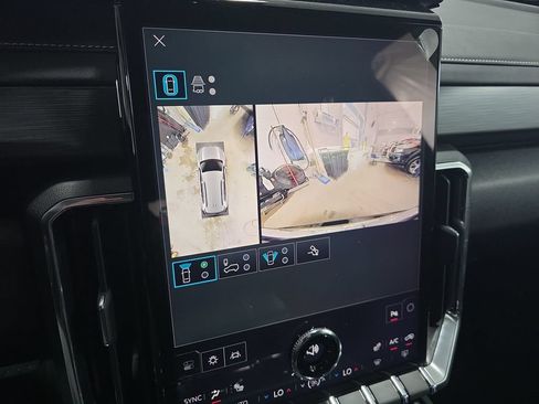 New 2026 GMC Acadia Elevation w/ Elevation Premium Package AWD/4WD image 27