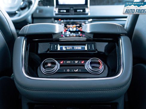 Used 2019 Lincoln Navigator Reserve image 26