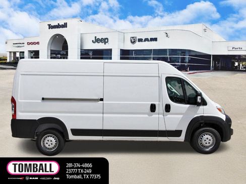 Used 2025 RAM ProMaster 2500 w/ Convenience Group FWD image 8