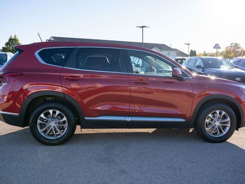 Used 2019 Hyundai Santa Fe SE image 8