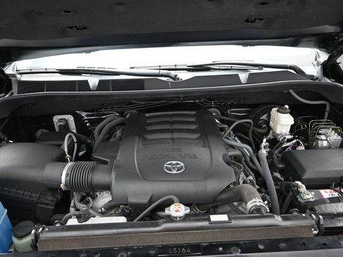 Used 2018 Toyota Tundra SR5 image 26
