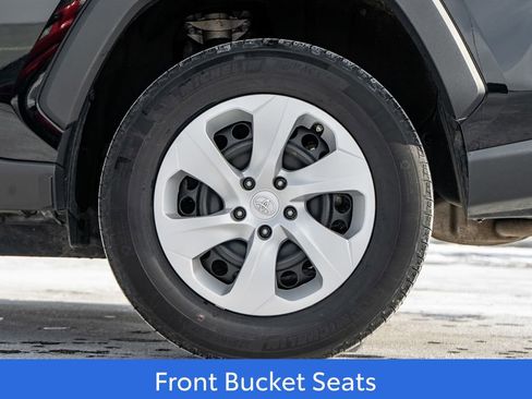 Certified 2024 Toyota RAV4 LE FWD image 9