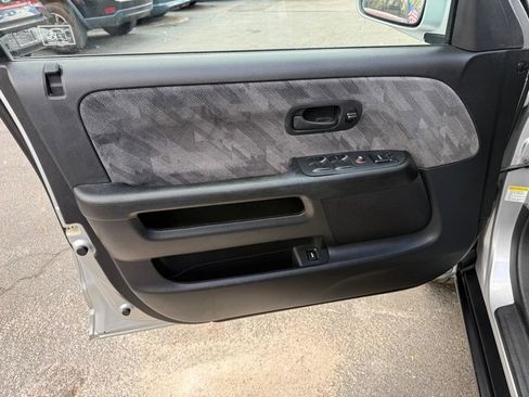 Used 2004 Honda CR-V EX image 24