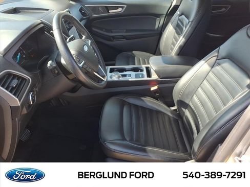 Used 2023 Ford Edge SEL AWD/4WD image 12