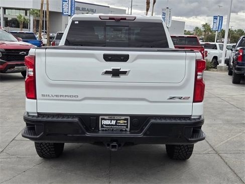 Used 2025 Chevrolet Silverado 1500 ZR2 w/ Technology Package image 5