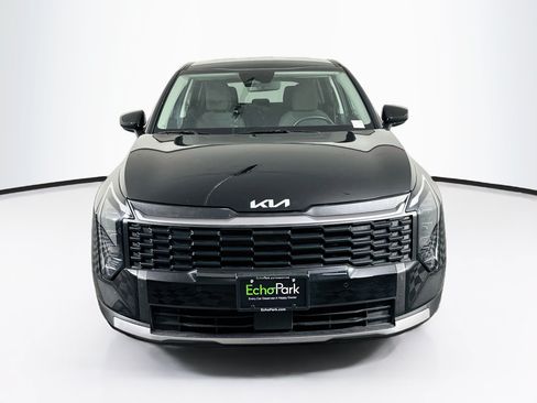 Used 2026 Kia Sportage LX FWD image 2