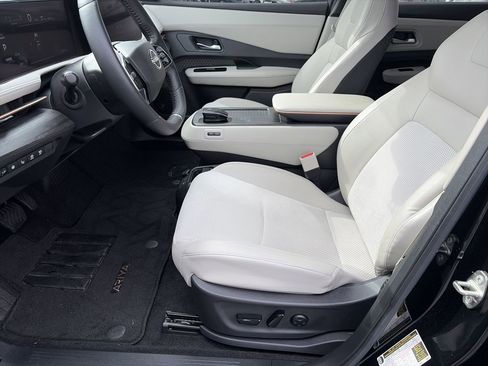 Certified 2023 Nissan Ariya FWD image 26