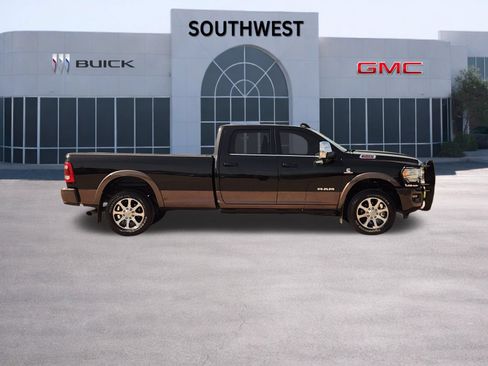 Used 2024 RAM 3500 Limited w/ Towing Technology Group AWD/4WD image 7