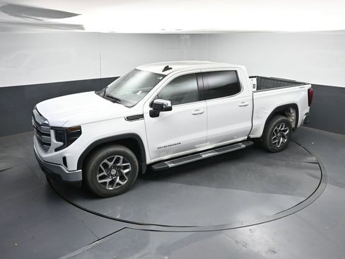 Used 2023 GMC Sierra 1500 SLE image 18