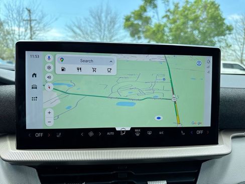 New 2026 Ford Explorer Active AWD/4WD image 15