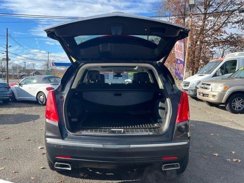 Used 2018 Cadillac XT5 Luxury w/ Driver Awareness Package FWD image 8