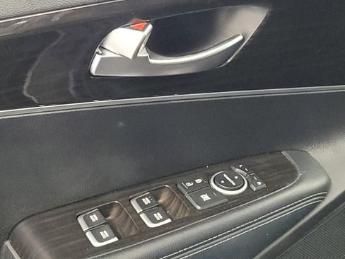 Used 2019 Kia Sorento FWD V6 image 27