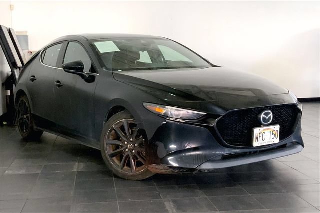 Used 2020 MAZDA MAZDA3 AWD Hatchback w/ Premium Pkg image 2