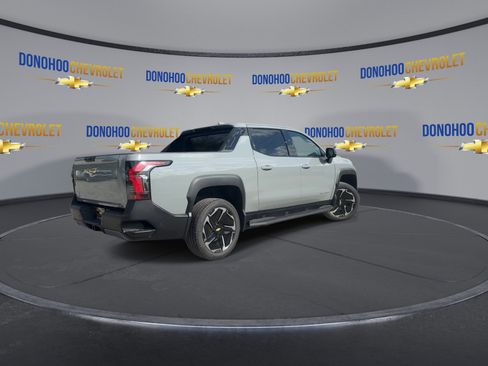New 2026 Chevrolet Silverado EV LT w/ Premium Package image 11