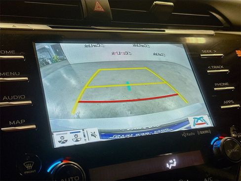 Used 2020 Toyota Camry XSE image 15