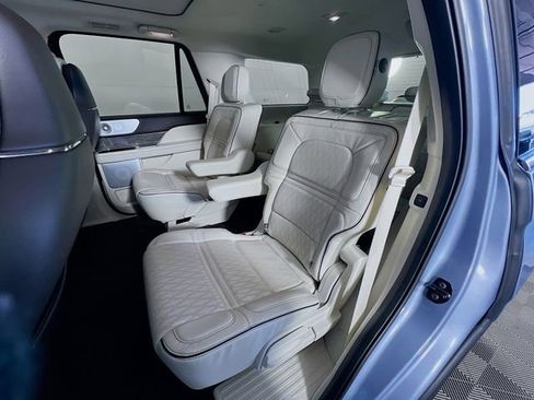Used 2020 Lincoln Navigator Black Label w/ Cargo Convenience Package image 26