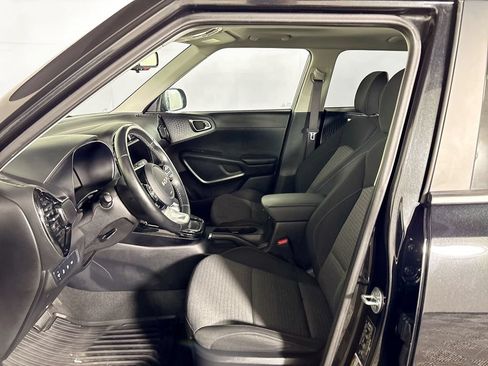 Certified 2023 Kia Soul EX FWD image 12