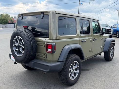Used 2026 Jeep Wrangler Unlimited Sport AWD/4WD image 3