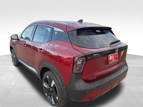 New 2026 Nissan Kicks SR w/ SR Premium Package AWD/4WD image 4