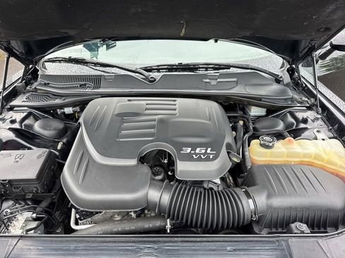 Used 2018 Dodge Challenger SXT RWD image 25