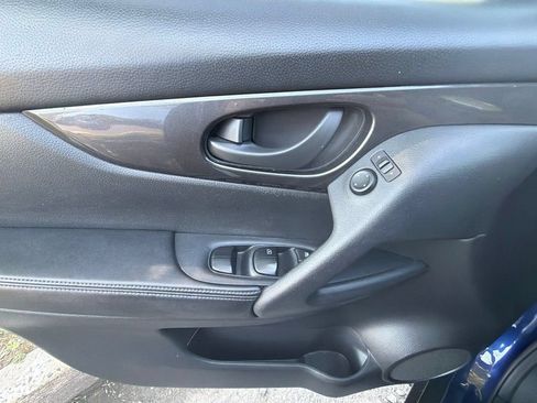 Certified 2020 Nissan Rogue S AWD/4WD image 19