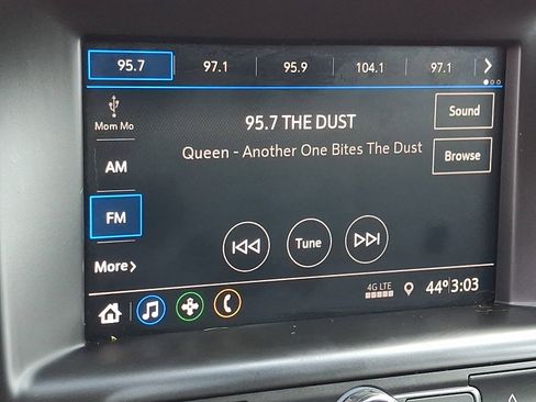 Used 2021 GMC Terrain SLE w/ Driver Convenience Package image 17