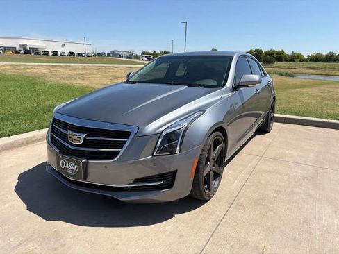 Used 2018 Cadillac ATS Luxury RWD image 2