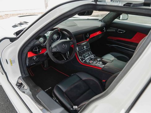Used 2014 Mercedes-Benz SLS AMG Black Series image 28