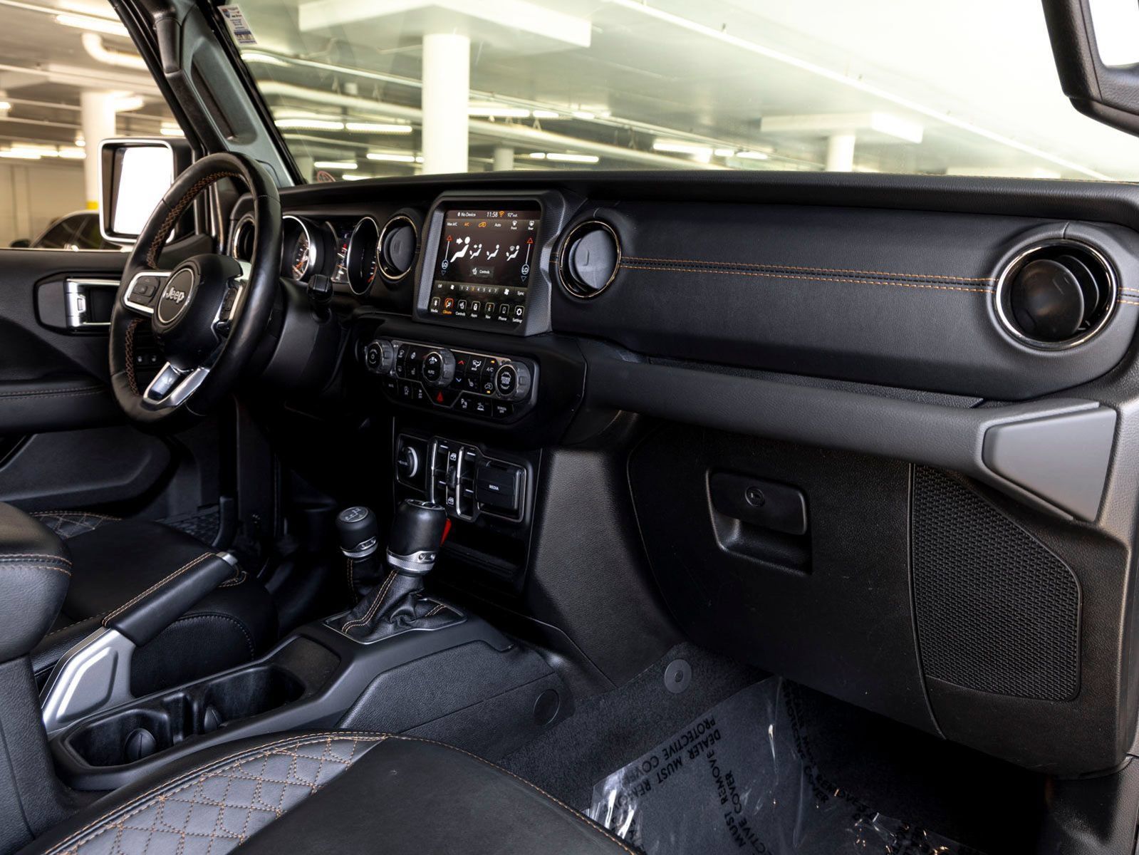Used 2021 Jeep Wrangler Unlimited Sahara AWD/4WD image 27