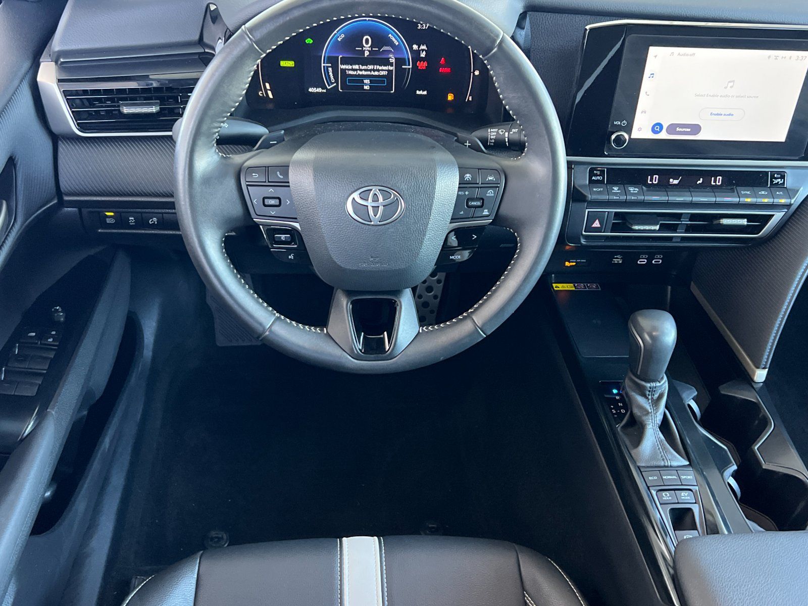 Used 2025 Toyota Camry SE FWD image 14