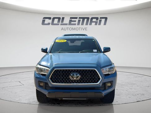 Used 2019 Toyota Tacoma TRD Off-Road AWD/4WD image 8
