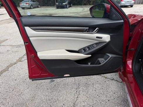 Used 2018 Honda Accord EX-L image 13
