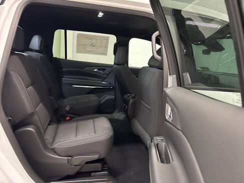 New 2026 Chevrolet Traverse LT image 31