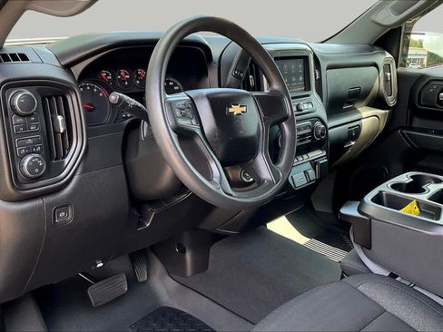 Used 2024 Chevrolet Silverado 1500 Custom AWD/4WD image 33