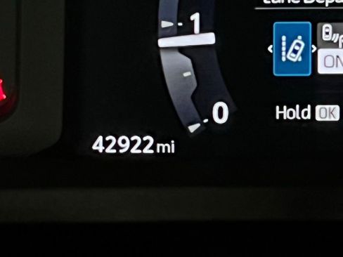 Used 2024 Toyota Tacoma SR5 image 15