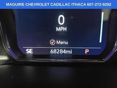 Used 2021 GMC Yukon XL Denali w/ Denali Premium Package AWD/4WD image 23