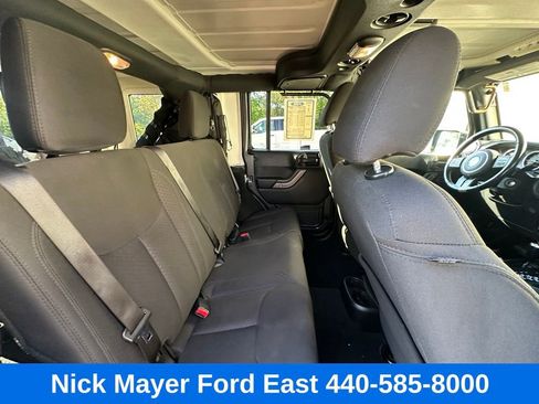 Used 2018 Jeep Wrangler Unlimited Sport S image 37