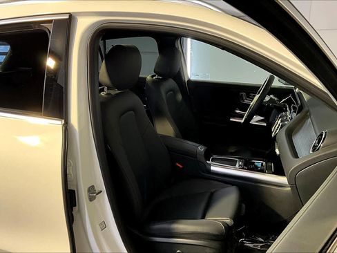 Used 2026 Mercedes-Benz GLA 250 4MATIC image 8