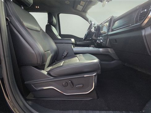 Used 2023 Ford F350 Lariat w/ Lariat Ultimate Package image 13