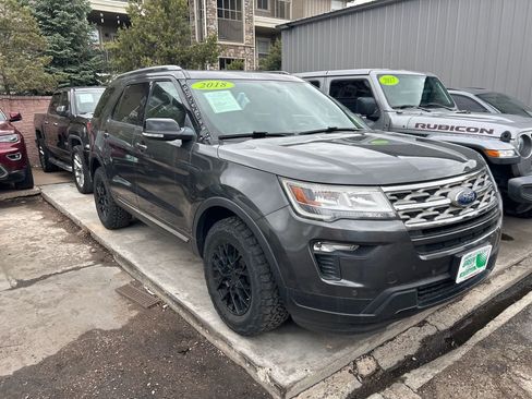 Used 2018 Ford Explorer XLT w/ Equipment Group 202A AWD/4WD image 2