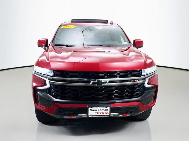 Used 2022 Chevrolet Tahoe Z71 w/ Luxury Package AWD/4WD image 2