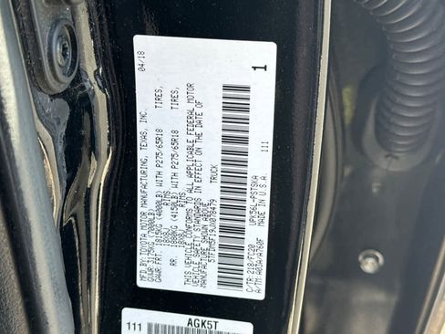 Used 2018 Toyota Tundra SR5 w/ SR5 Upgrade Package AWD/4WD image 28